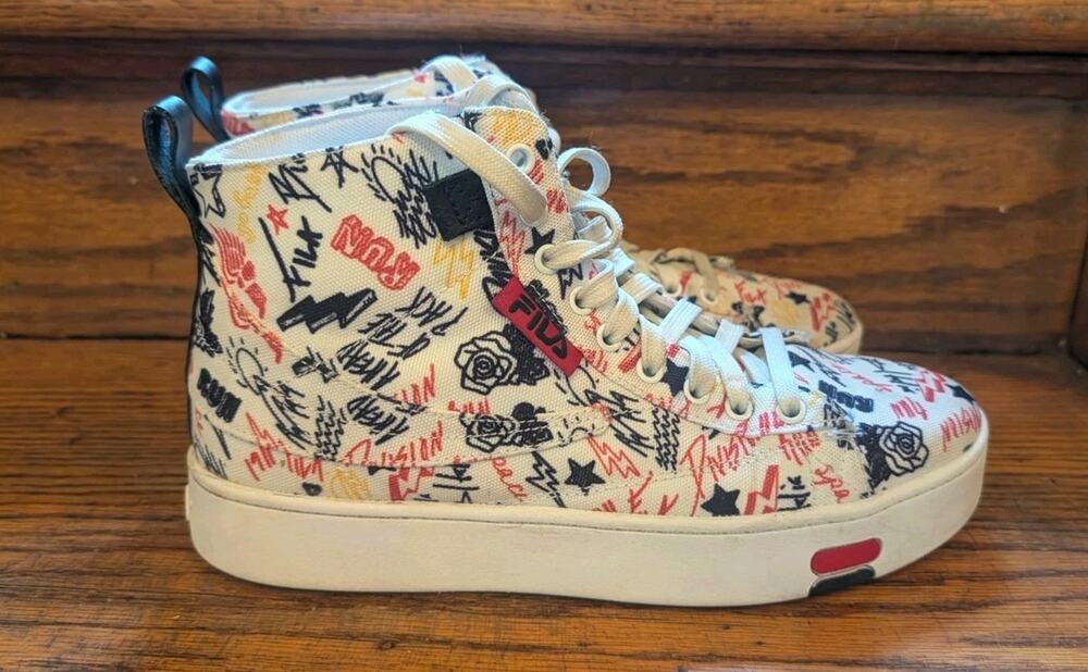 Fila F-13 Women's 7 Graffiti Scribble Shoes White-Black-Multi 5FM01738-175